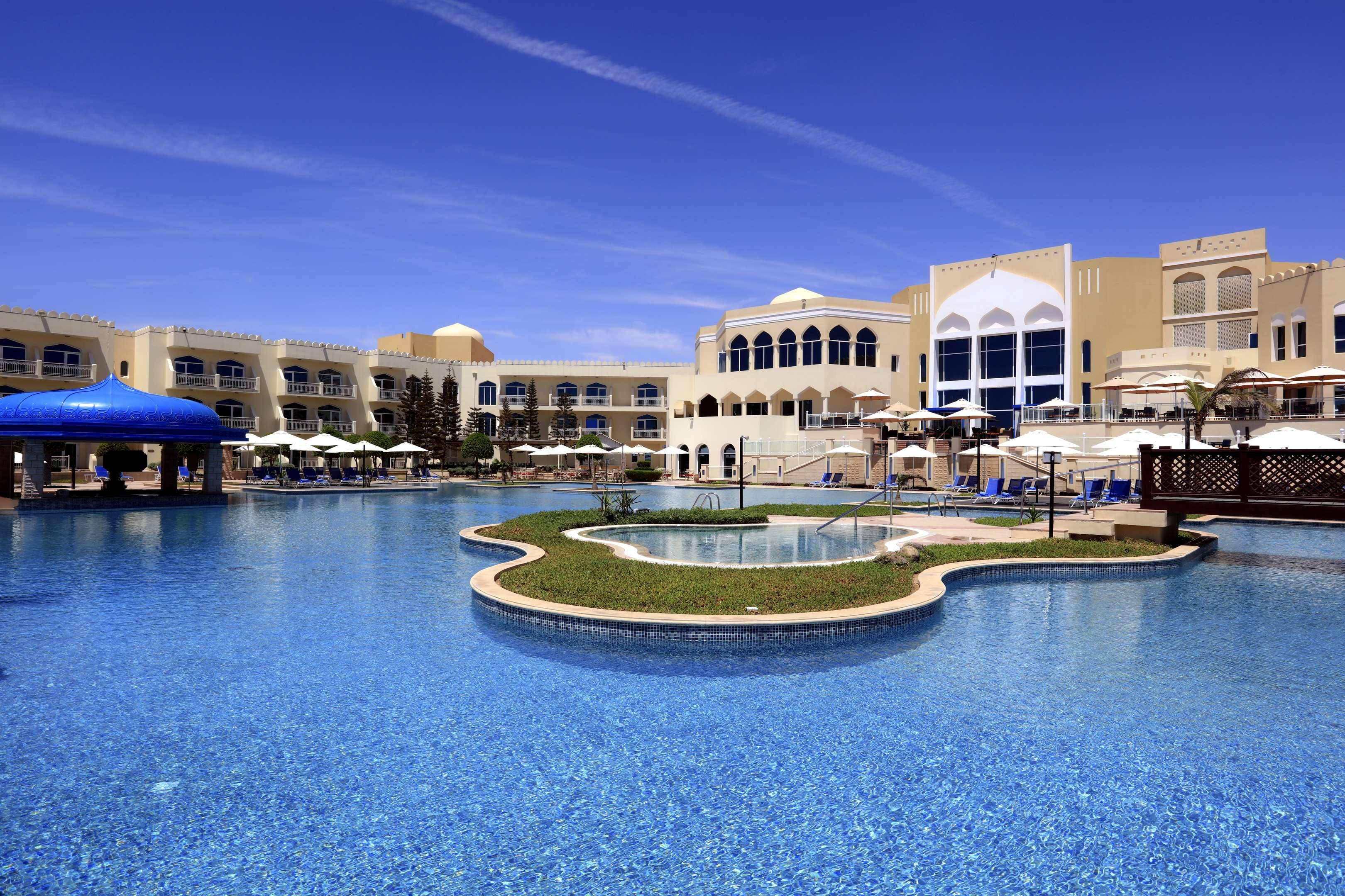 Wyndham Garden Salalah Resort 5*